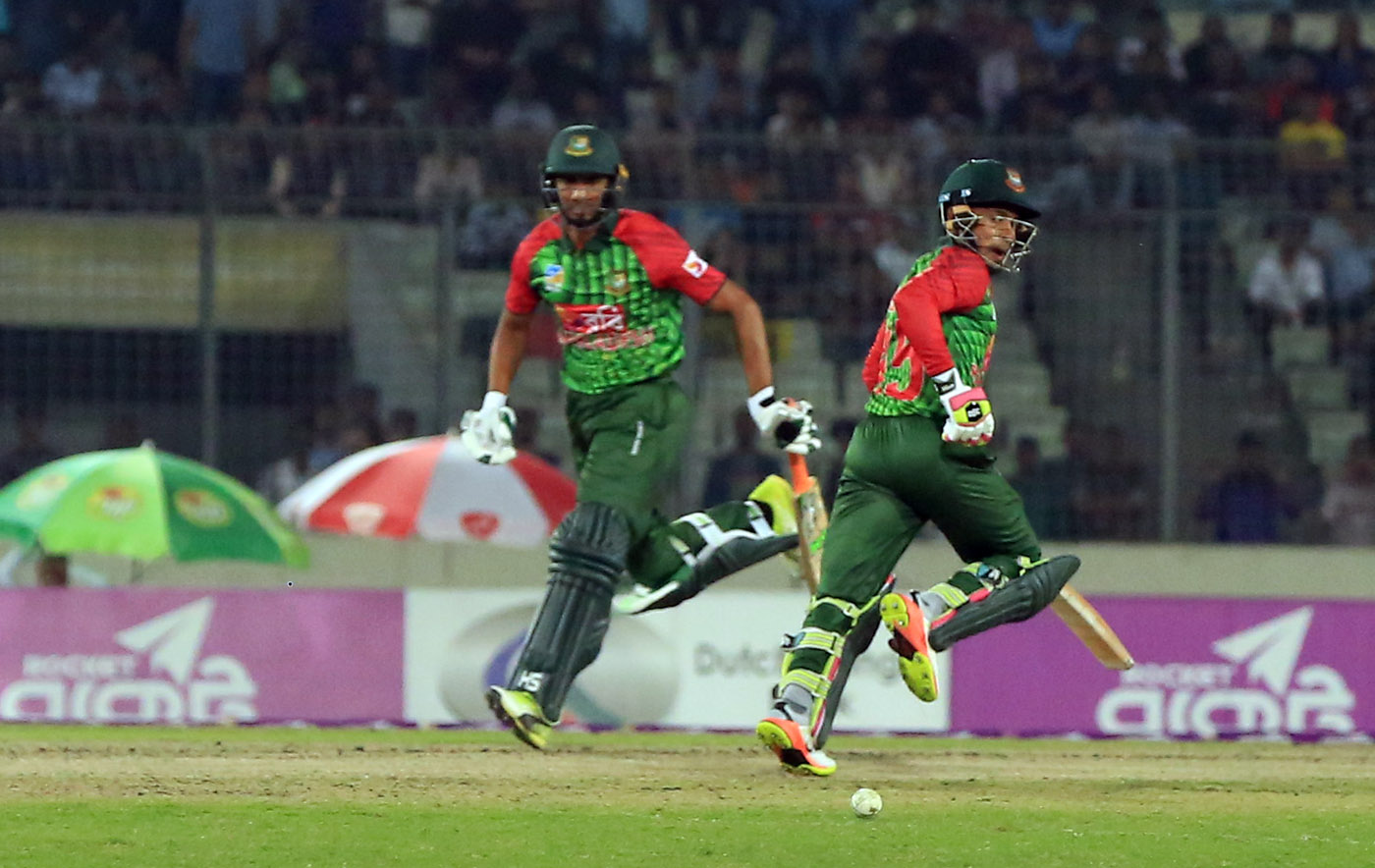 Bangladesh start T-20 Series with 6 wicket loss
