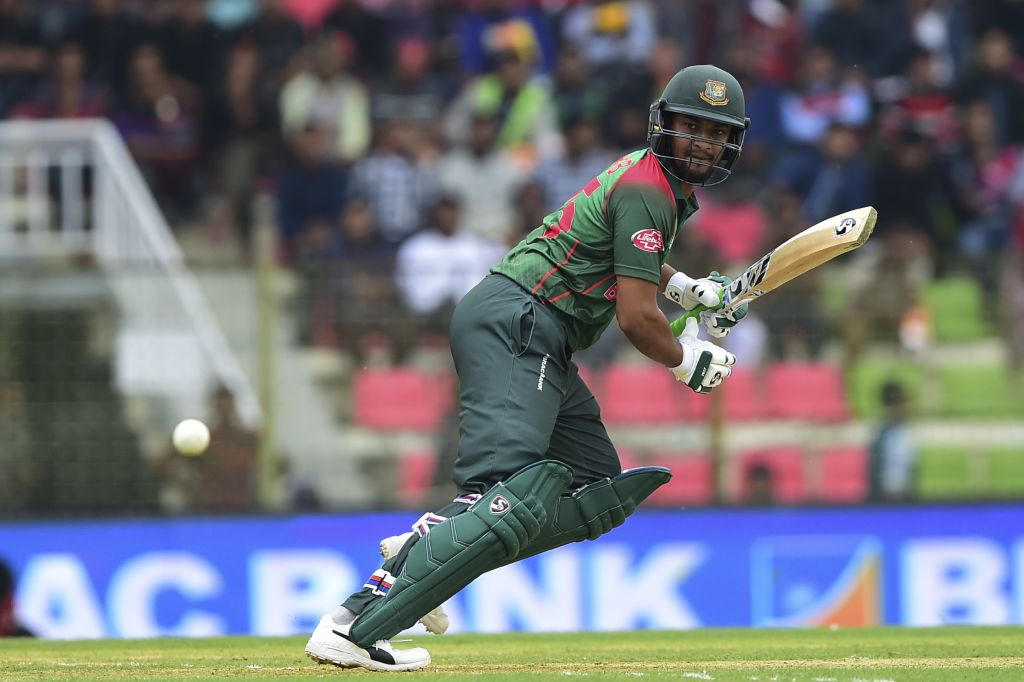 Shakib stars with personal milestones in second T20I