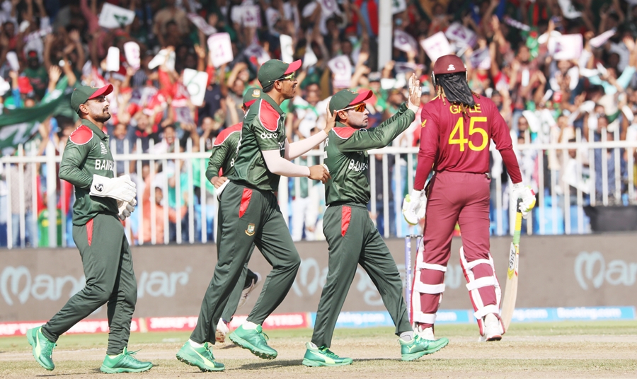 [Photos] : Bangladesh vs West Indies, Group 1